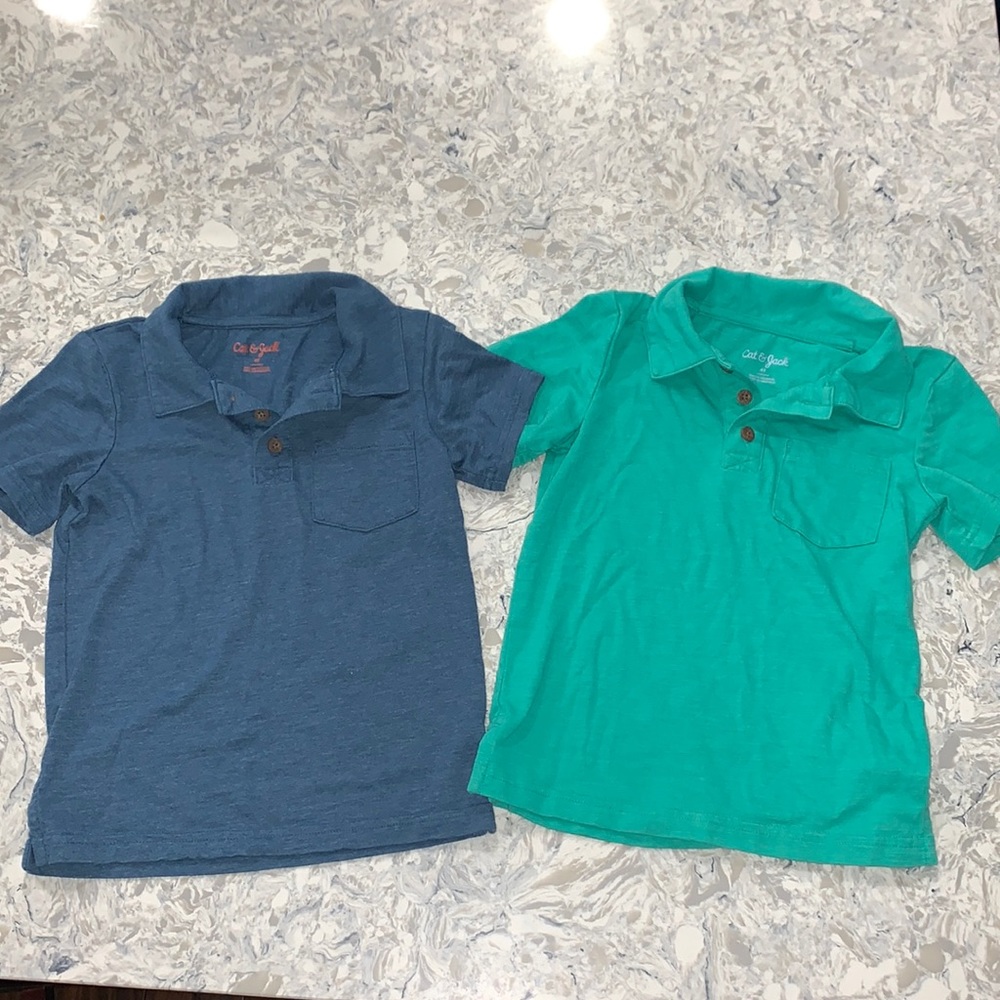 Like new! Lot of 2 Cat & Jack boys polos. Size 4T